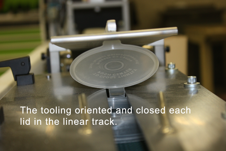 Plastic-cap-automation-feeding