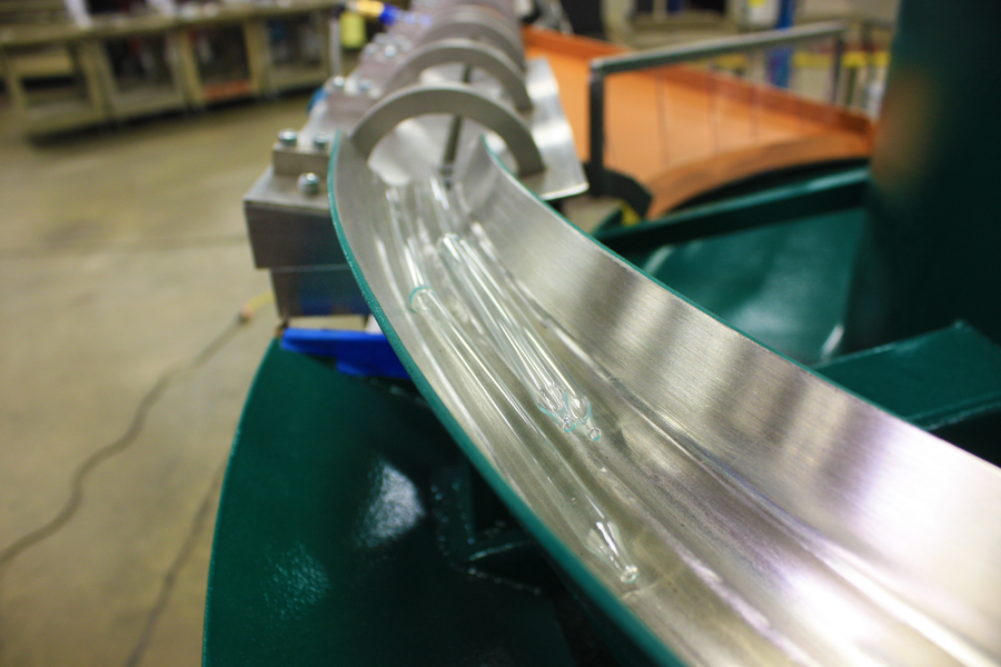 medical-glass-parts-feeder