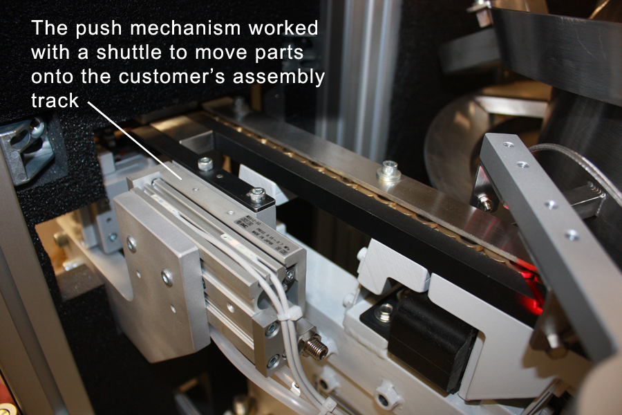 parts-feeding-push-mechanism